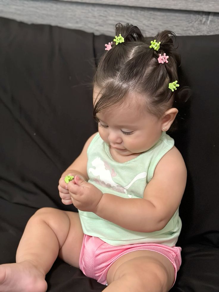 "Cute Mini Hair Claw Clips for Girls  | Colorful Small Hair Clutcher Set | Trendy Kids & Baby Hair Accessories | Best Price in Pakistan"