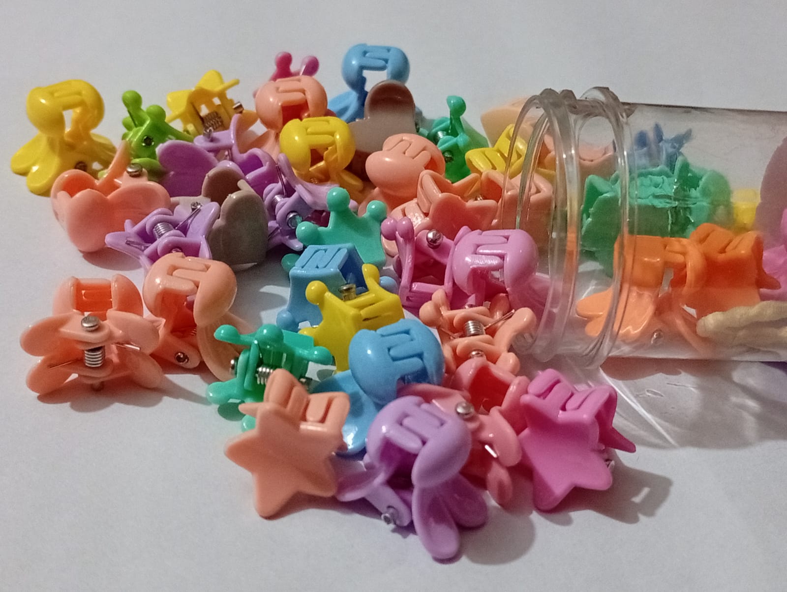 "Cute Mini Hair Claw Clips for Girls  | Colorful Small Hair Clutcher Set | Trendy Kids & Baby Hair Accessories | Best Price in Pakistan"