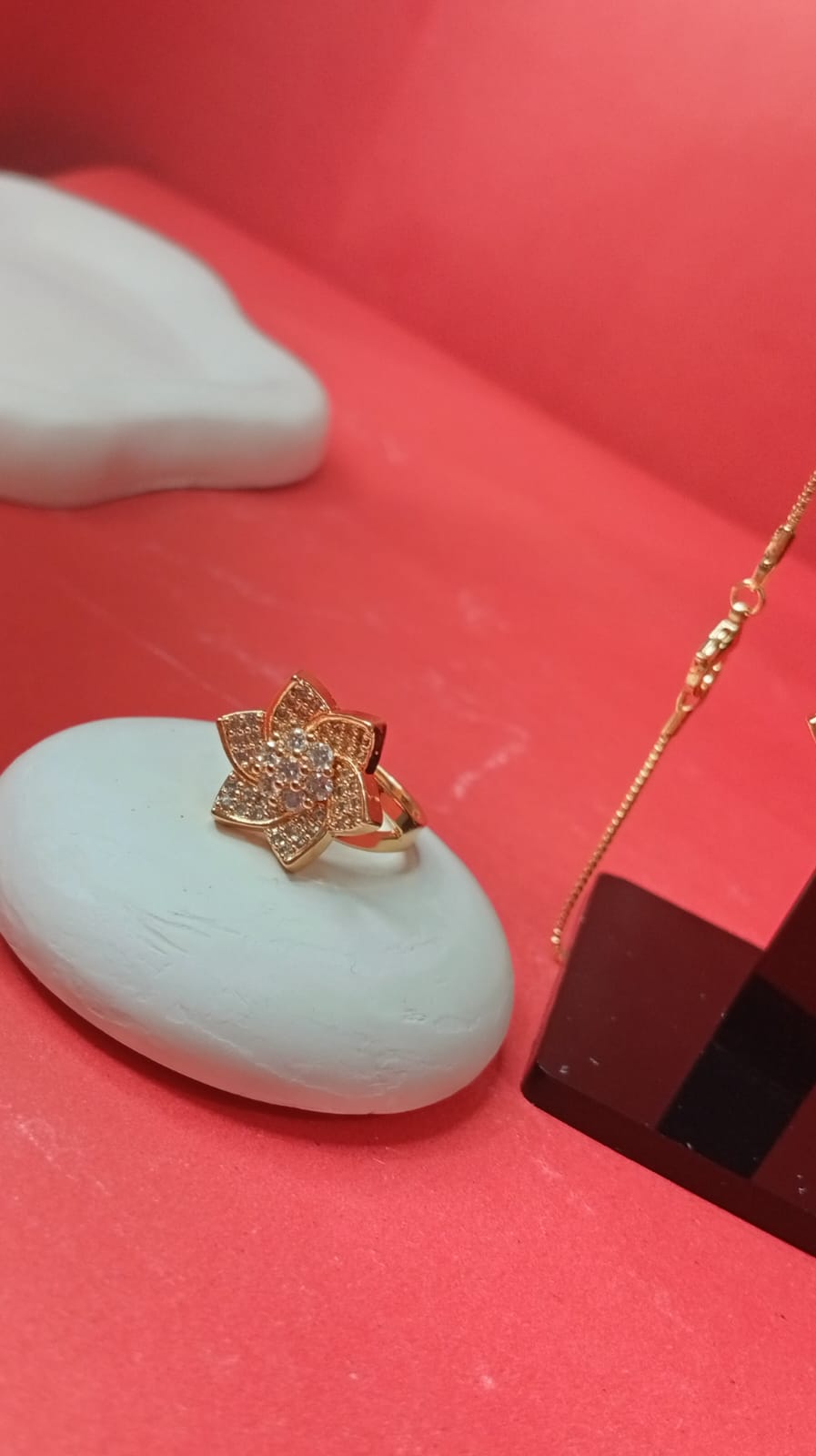 The Sovereign Emerald 4-Piece Jewelry Suite – Handcrafted Necklace, Adjustable Ring, Halo Stud Earrings & Statement Bangle (Kara) – Premium 14K Gold Finish Luxury Set for Women