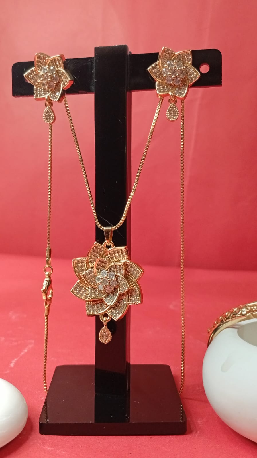 The Sovereign Emerald 4-Piece Jewelry Suite – Handcrafted Necklace, Adjustable Ring, Halo Stud Earrings & Statement Bangle (Kara) – Premium 14K Gold Finish Luxury Set for Women